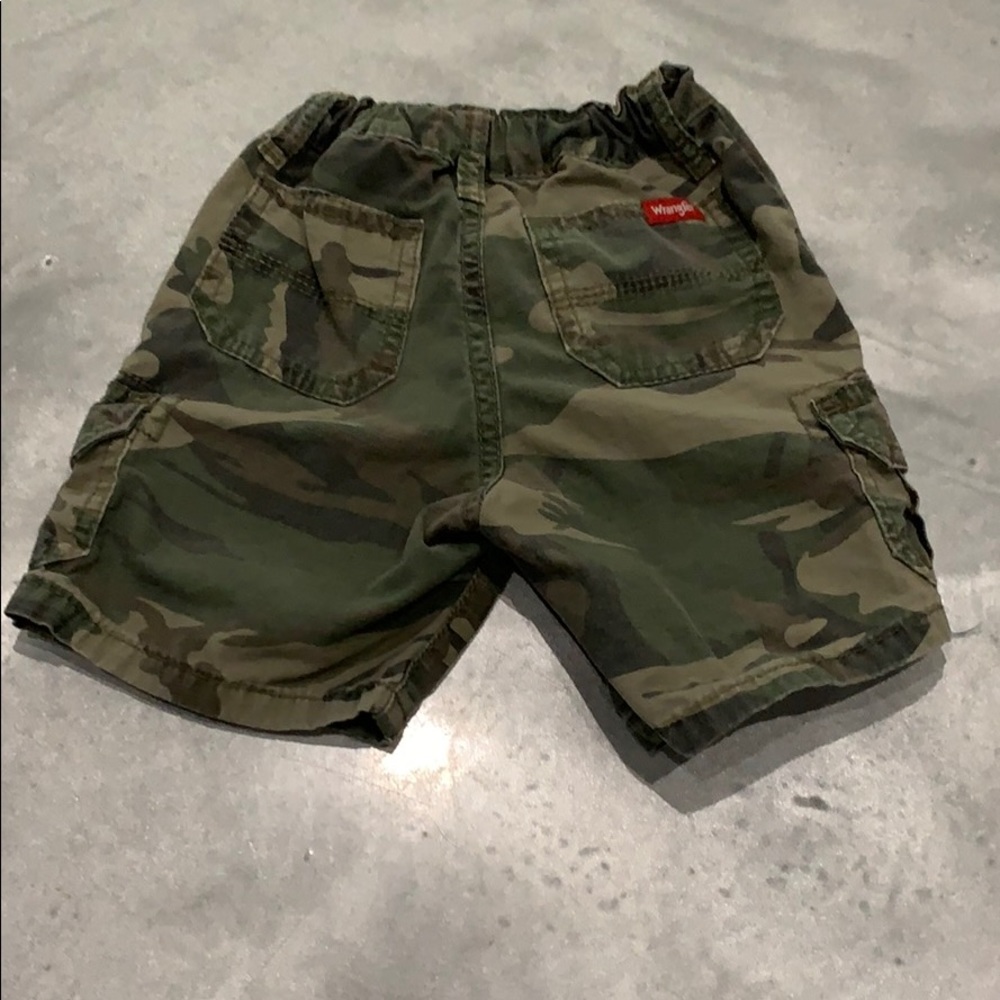 Wrangler Camp Boys shorts sz 4t